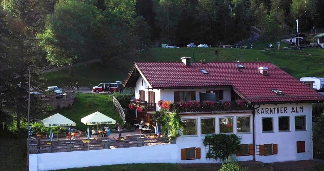Отель Berggasthof Karntner Alm Миттенвальд Экстерьер фото